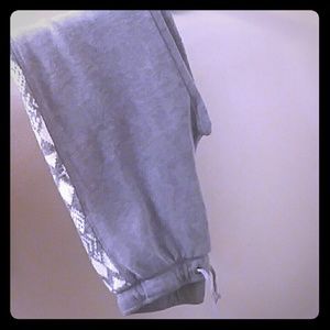 Gray sweat pants/ joggers